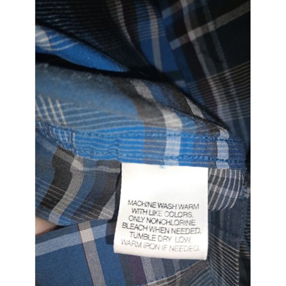 Roundtree & Yorke Men's Shirt Midweight Short-Sleeve Button-Front Small - Picture 4 of 4